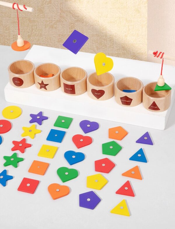 Geometrijos ir spalvų žaidimas