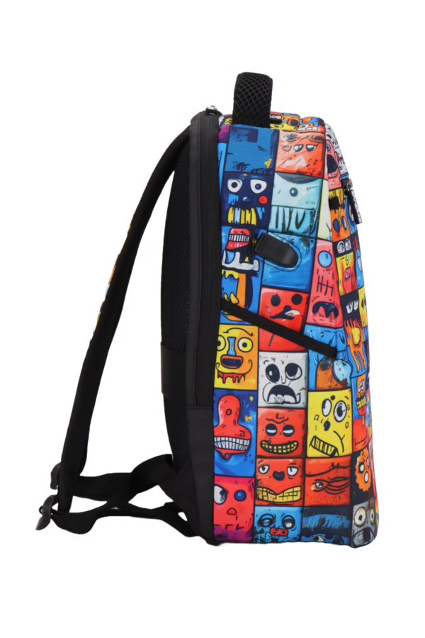 Mokyklinė kuprinė "Smile World"